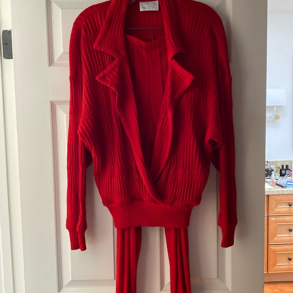 Christine Albers, 2PC Top/Pant. Small. $30.